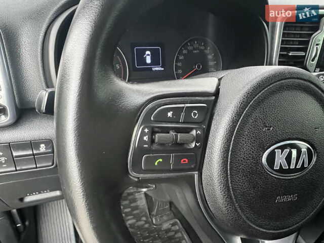 Сірий Кіа Sportage, об'ємом двигуна 1.7 л та пробігом 125 тис. км за 14750 $, фото 52 на Automoto.ua