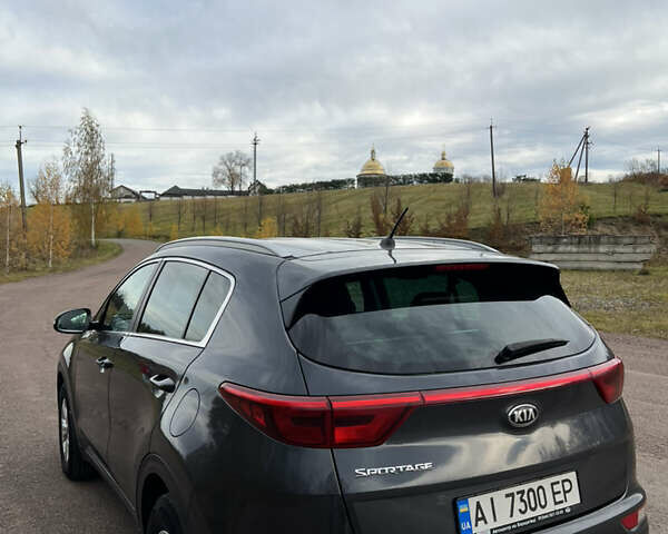 Серый Киа Sportage, объемом двигателя 2 л и пробегом 124 тыс. км за 17300 $, фото 7 на Automoto.ua