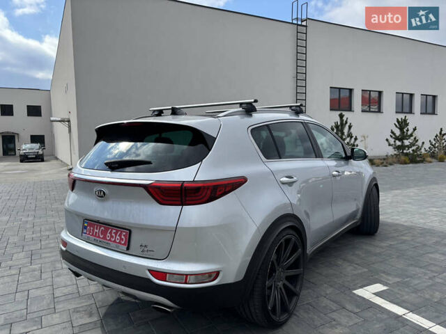 Серый Киа Sportage, объемом двигателя 2 л и пробегом 243 тыс. км за 22000 $, фото 6 на Automoto.ua
