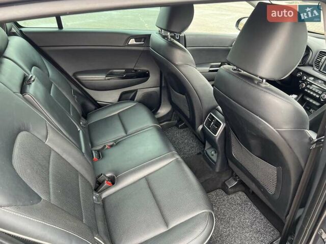 Серый Киа Sportage, объемом двигателя 1.7 л и пробегом 217 тыс. км за 15850 $, фото 52 на Automoto.ua