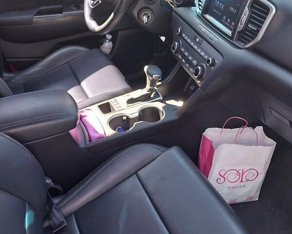 Серый Киа Sportage, объемом двигателя 2 л и пробегом 116 тыс. км за 20200 $, фото 1 на Automoto.ua