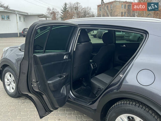 Сірий Кіа Sportage, об'ємом двигуна 1.7 л та пробігом 125 тис. км за 14750 $, фото 69 на Automoto.ua
