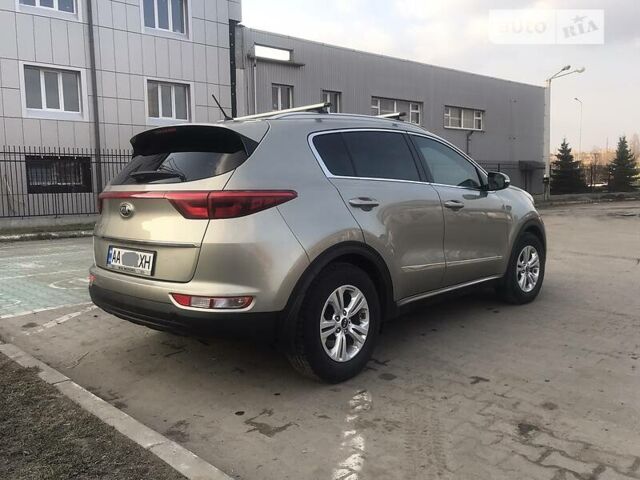 Серый Киа Sportage, объемом двигателя 2 л и пробегом 97 тыс. км за 17500 $, фото 3 на Automoto.ua