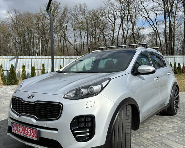 Серый Киа Sportage, объемом двигателя 2 л и пробегом 243 тыс. км за 22000 $, фото 2 на Automoto.ua