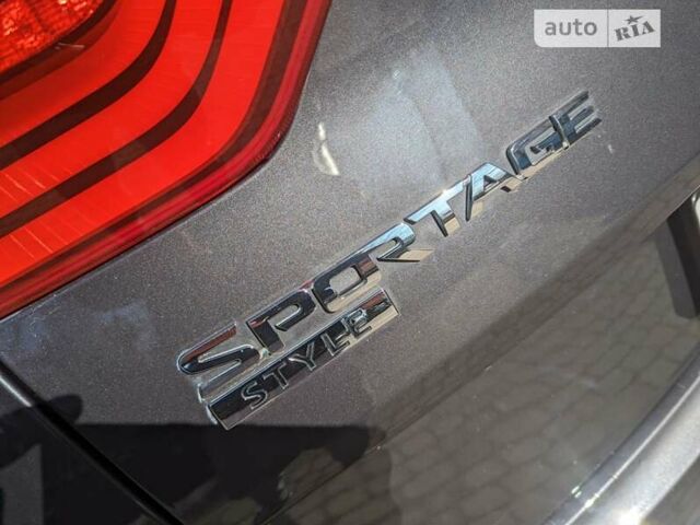 Серый Киа Sportage, объемом двигателя 2 л и пробегом 141 тыс. км за 22850 $, фото 33 на Automoto.ua