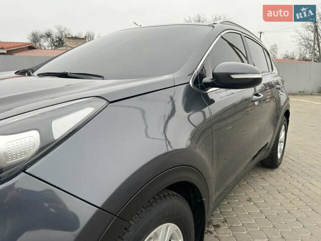 Сірий Кіа Sportage, об'ємом двигуна 1.7 л та пробігом 125 тис. км за 14750 $, фото 17 на Automoto.ua
