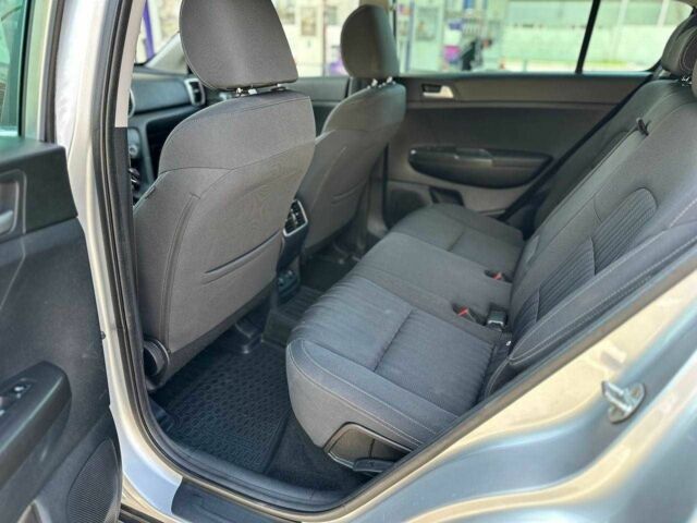Серый Киа Sportage, объемом двигателя 1.7 л и пробегом 192 тыс. км за 14999 $, фото 6 на Automoto.ua