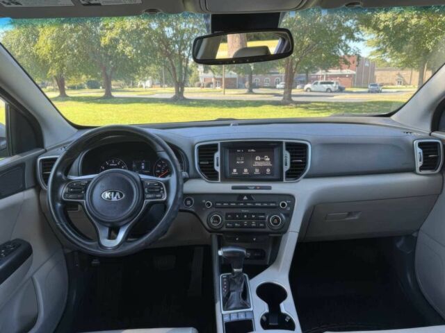 Сірий Кіа Sportage, об'ємом двигуна 2.4 л та пробігом 68 тис. км за 7500 $, фото 7 на Automoto.ua