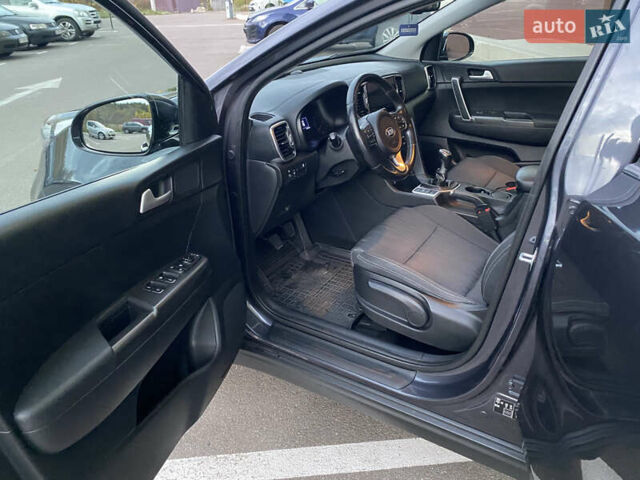 Сірий Кіа Sportage, об'ємом двигуна 1.69 л та пробігом 147 тис. км за 18500 $, фото 13 на Automoto.ua
