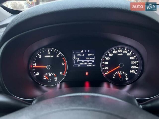 Серый Киа Sportage, объемом двигателя 1.7 л и пробегом 63 тыс. км за 17950 $, фото 26 на Automoto.ua