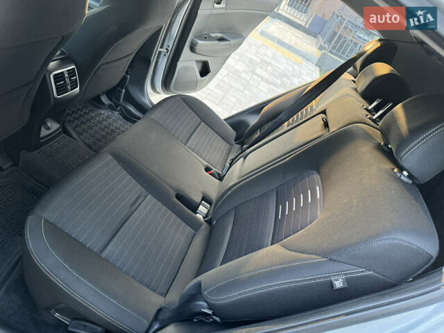 Серый Киа Sportage, объемом двигателя 2.4 л и пробегом 180 тыс. км за 12999 $, фото 26 на Automoto.ua