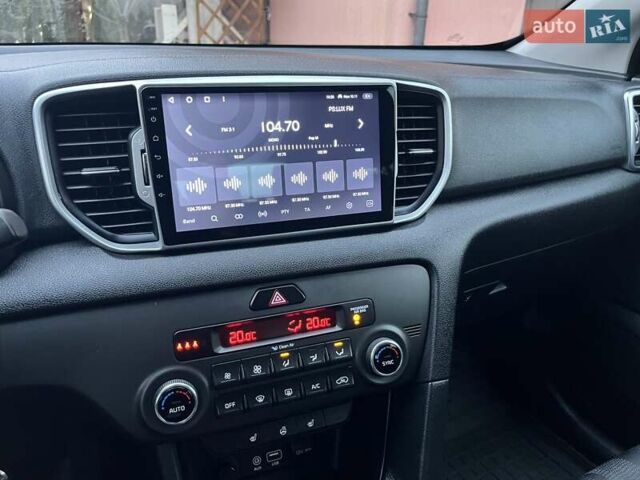 Серый Киа Sportage, объемом двигателя 1.7 л и пробегом 63 тыс. км за 17950 $, фото 27 на Automoto.ua