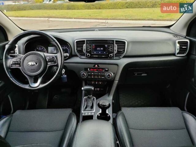 Сірий Кіа Sportage, об'ємом двигуна 2 л та пробігом 79 тис. км за 17800 $, фото 13 на Automoto.ua