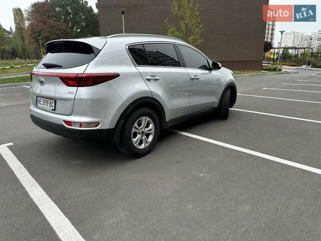 Серый Киа Sportage, объемом двигателя 1.69 л и пробегом 160 тыс. км за 16600 $, фото 3 на Automoto.ua