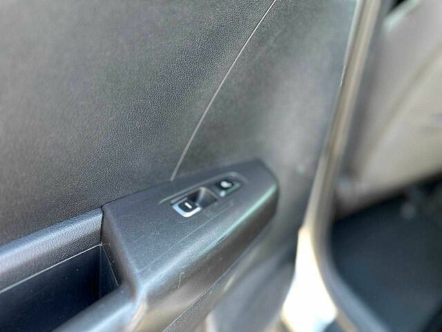 Серый Киа Sportage, объемом двигателя 1.7 л и пробегом 192 тыс. км за 14999 $, фото 7 на Automoto.ua