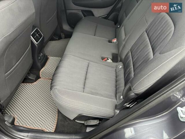 Сірий Кіа Sportage, об'ємом двигуна 1.6 л та пробігом 97 тис. км за 15600 $, фото 10 на Automoto.ua