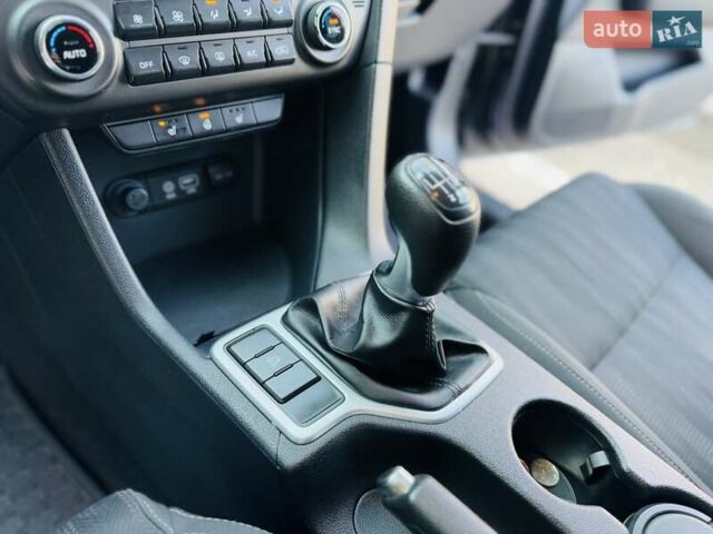 Сірий Кіа Sportage, об'ємом двигуна 1.69 л та пробігом 154 тис. км за 15990 $, фото 60 на Automoto.ua