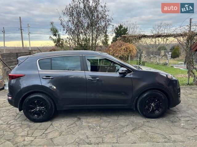 Серый Киа Sportage, объемом двигателя 1.7 л и пробегом 63 тыс. км за 17950 $, фото 3 на Automoto.ua