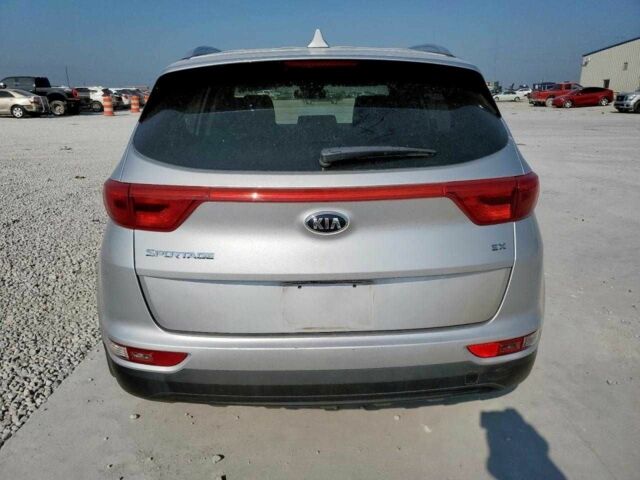 Киа Sportage 2017 в Черновцах на Automoto.ua Серый Киа Sportage, объемом двигателя 2.4 л и пробегом 60 тыс. км за 2800 $, фото 5 на Automoto.ua