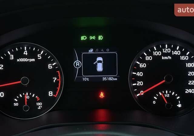 Кіа Sportage 2017 у Києві на Automoto.ua Сірий Кіа Sportage, об'ємом двигуна 2 л та пробігом 35 тис. км за 19900 $, фото 23 на Automoto.ua