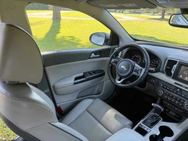 Сірий Кіа Sportage, об'ємом двигуна 2.4 л та пробігом 68 тис. км за 7500 $, фото 6 на Automoto.ua