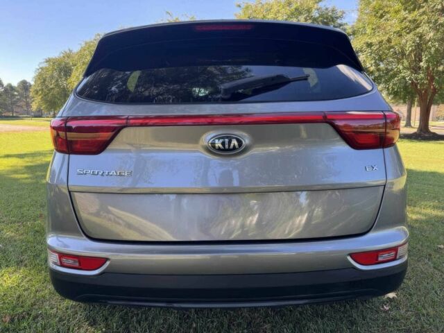 Сірий Кіа Sportage, об'ємом двигуна 2.4 л та пробігом 68 тис. км за 7500 $, фото 4 на Automoto.ua