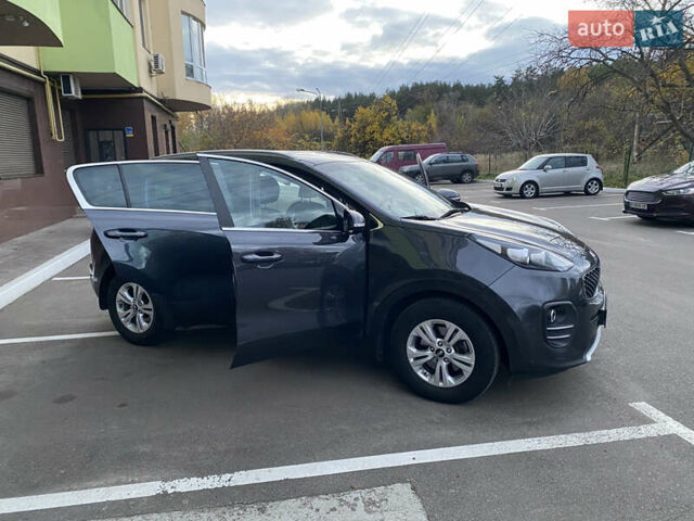 Сірий Кіа Sportage, об'ємом двигуна 1.69 л та пробігом 147 тис. км за 18500 $, фото 10 на Automoto.ua