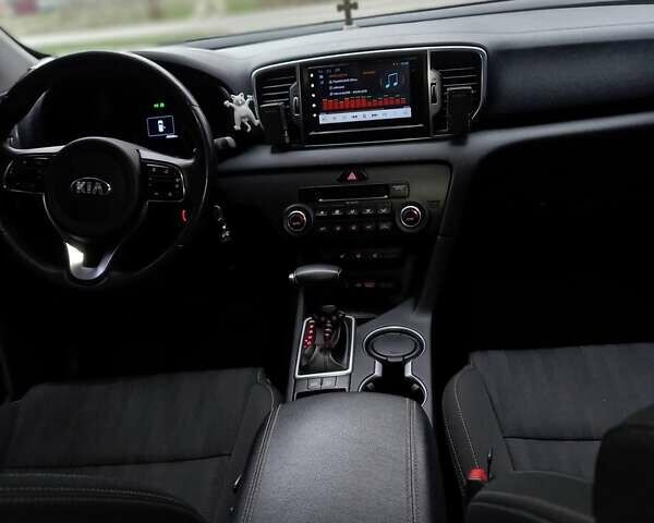 Сірий Кіа Sportage, об'ємом двигуна 2 л та пробігом 44 тис. км за 21999 $, фото 11 на Automoto.ua