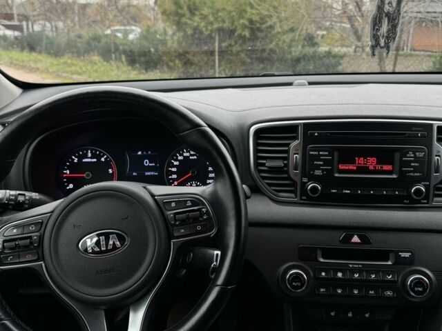 Сірий Кіа Sportage, об'ємом двигуна 1.7 л та пробігом 205 тис. км за 16200 $, фото 4 на Automoto.ua