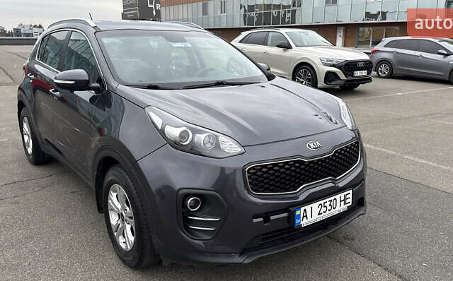 Сірий Кіа Sportage, об'ємом двигуна 1.69 л та пробігом 83 тис. км за 18500 $, фото 10 на Automoto.ua