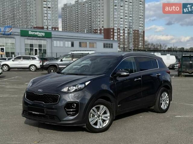 Кіа Sportage 2017 у Києві на Automoto.ua Сірий Кіа Sportage, об'ємом двигуна 2 л та пробігом 35 тис. км за 19900 $, фото 35 на Automoto.ua