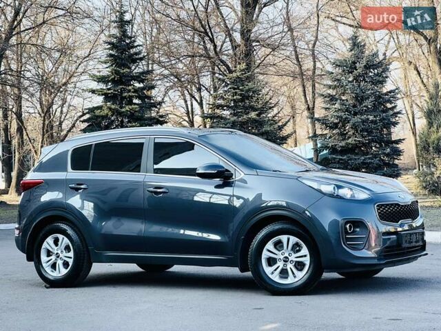 Сірий Кіа Sportage, об'ємом двигуна 1.69 л та пробігом 154 тис. км за 15990 $, фото 37 на Automoto.ua