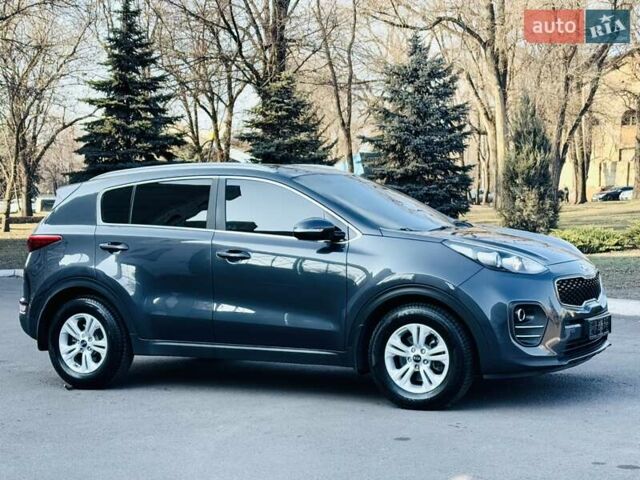 Сірий Кіа Sportage, об'ємом двигуна 1.69 л та пробігом 154 тис. км за 15990 $, фото 28 на Automoto.ua
