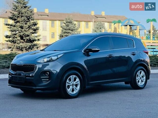 Сірий Кіа Sportage, об'ємом двигуна 1.69 л та пробігом 154 тис. км за 15990 $, фото 5 на Automoto.ua