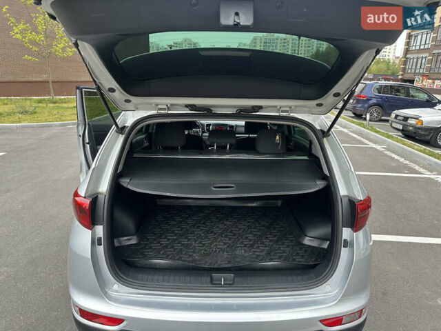 Серый Киа Sportage, объемом двигателя 1.69 л и пробегом 160 тыс. км за 16600 $, фото 16 на Automoto.ua