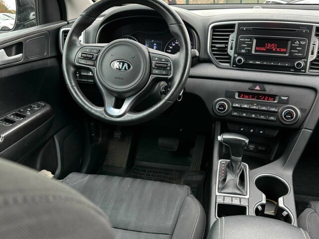 Кіа Sportage 2017 у Кривому Розі на Automoto.ua Сірий Кіа Sportage, об'ємом двигуна 1.7 л та пробігом 137 тис. км за 16150 $, фото 4 на Automoto.ua