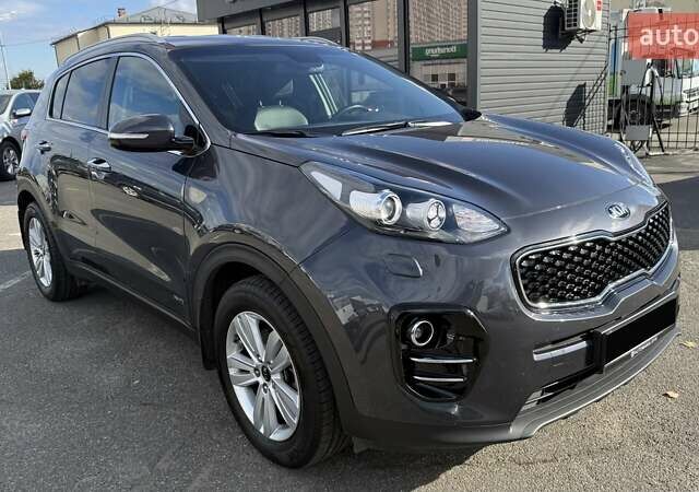Кіа Sportage 2017 у Києві на Automoto.ua Сірий Кіа Sportage, об'ємом двигуна 2 л та пробігом 35 тис. км за 19900 $, фото 10 на Automoto.ua