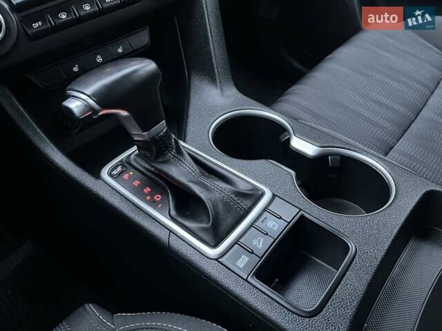 Серый Киа Sportage, объемом двигателя 1.7 л и пробегом 63 тыс. км за 17950 $, фото 31 на Automoto.ua