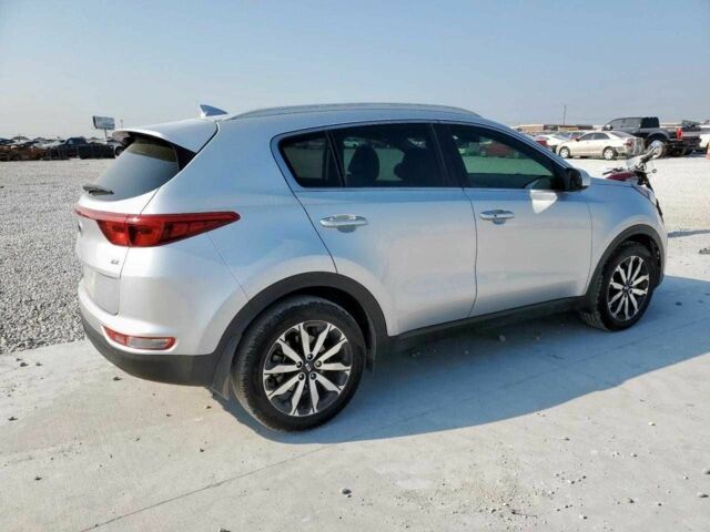 Киа Sportage 2017 в Черновцах на Automoto.ua Серый Киа Sportage, объемом двигателя 2.4 л и пробегом 60 тыс. км за 2800 $, фото 4 на Automoto.ua