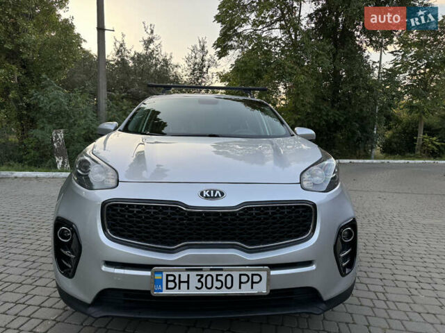 Серый Киа Sportage, объемом двигателя 2.4 л и пробегом 180 тыс. км за 12999 $, фото 5 на Automoto.ua