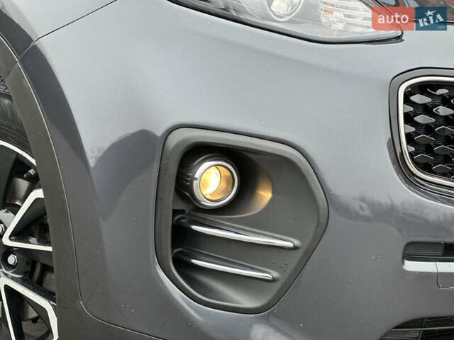Сірий Кіа Sportage, об'ємом двигуна 1.69 л та пробігом 137 тис. км за 16999 $, фото 7 на Automoto.ua