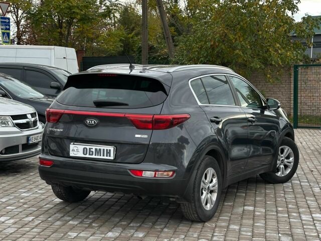 Кіа Sportage 2017 у Кривому Розі на Automoto.ua Сірий Кіа Sportage, об'ємом двигуна 1.7 л та пробігом 137 тис. км за 16150 $, фото 2 на Automoto.ua