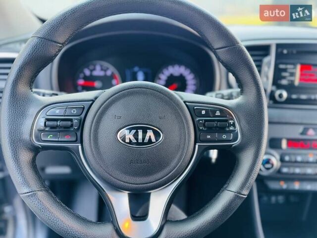 Сірий Кіа Sportage, об'ємом двигуна 1.69 л та пробігом 154 тис. км за 15990 $, фото 83 на Automoto.ua