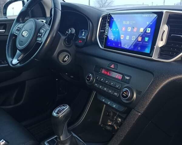 Серый Киа Sportage, объемом двигателя 1.6 л и пробегом 91 тыс. км за 15250 $, фото 39 на Automoto.ua