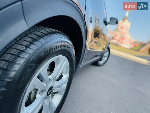 Сірий Кіа Sportage, об'ємом двигуна 1.69 л та пробігом 154 тис. км за 15990 $, фото 41 на Automoto.ua