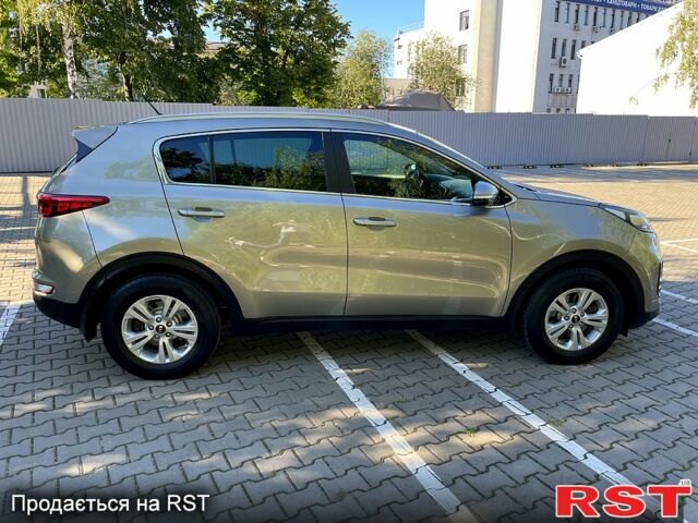 Серый Киа Sportage, объемом двигателя 2 л и пробегом 102 тыс. км за 18200 $, фото 2 на Automoto.ua