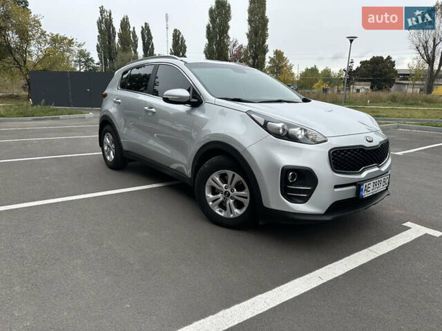 Серый Киа Sportage, объемом двигателя 1.69 л и пробегом 160 тыс. км за 16600 $, фото 2 на Automoto.ua