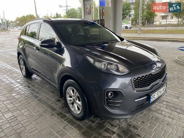Киа Sportage 2017 в Николаеве на Automoto.ua Серый Киа Sportage, объемом двигателя 2 л и пробегом 149 тыс. км за 17300 $, фото 2 на Automoto.ua
