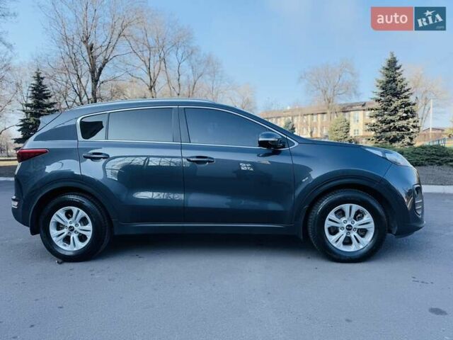 Сірий Кіа Sportage, об'ємом двигуна 1.69 л та пробігом 154 тис. км за 15990 $, фото 30 на Automoto.ua