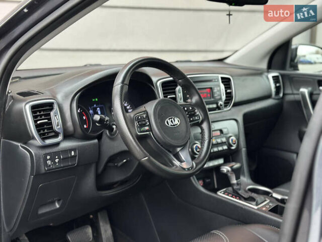 Сірий Кіа Sportage, об'ємом двигуна 1.69 л та пробігом 137 тис. км за 16999 $, фото 32 на Automoto.ua
